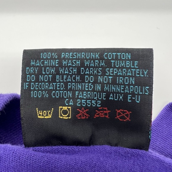 Vintage 90s Laurel Burch Pop Art Single Stitch USA Shirt Unisex XL Purple Tribal - Picture 7 of 8